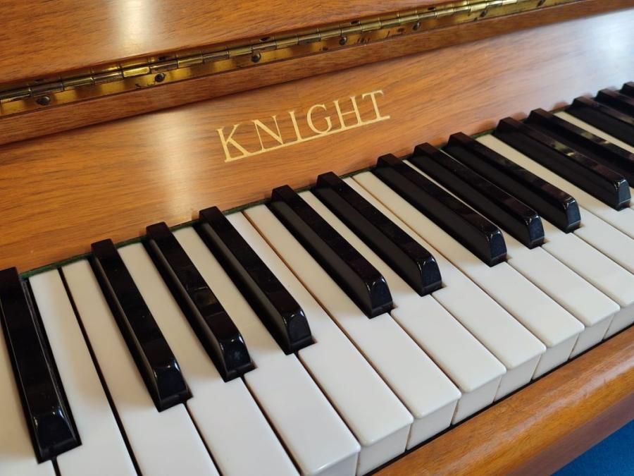 Knight K10 upright Piano in walnut – Gallery image – Roberts Pianos Oxford