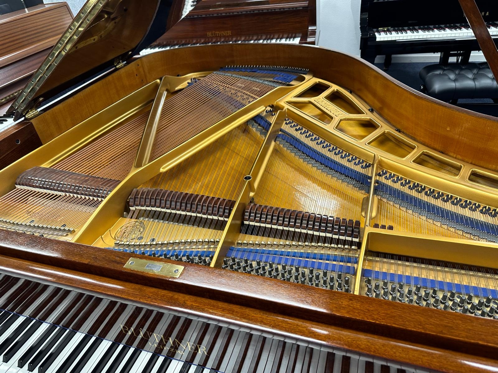 Bluthner IV grand Piano in Mahogany – Gallery image – Roberts Pianos Oxford