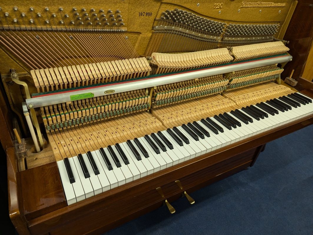 Grotrian Steinweg upright Piano in Mahogany – Gallery image – Roberts Pianos Oxford