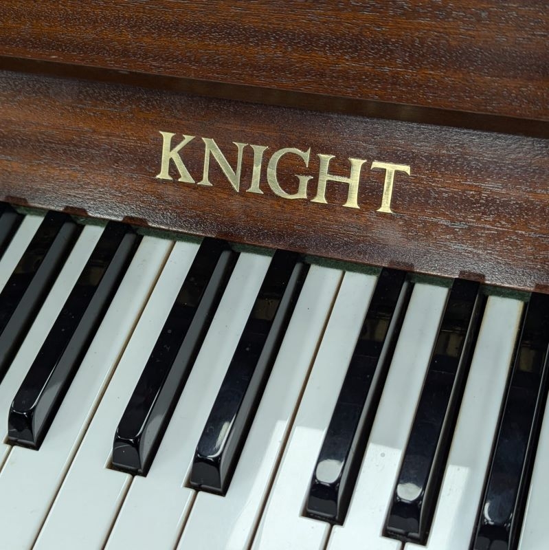 Knight K 10 upright Piano in Mahogany – Gallery image – Roberts Pianos Oxford