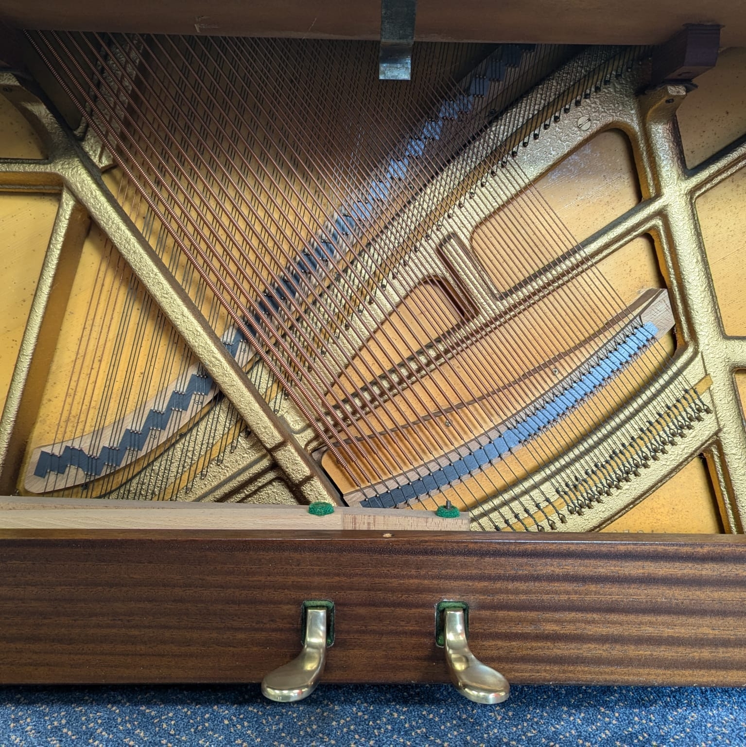 Knight K 10 upright Piano in Mahogany – Gallery image – Roberts Pianos Oxford