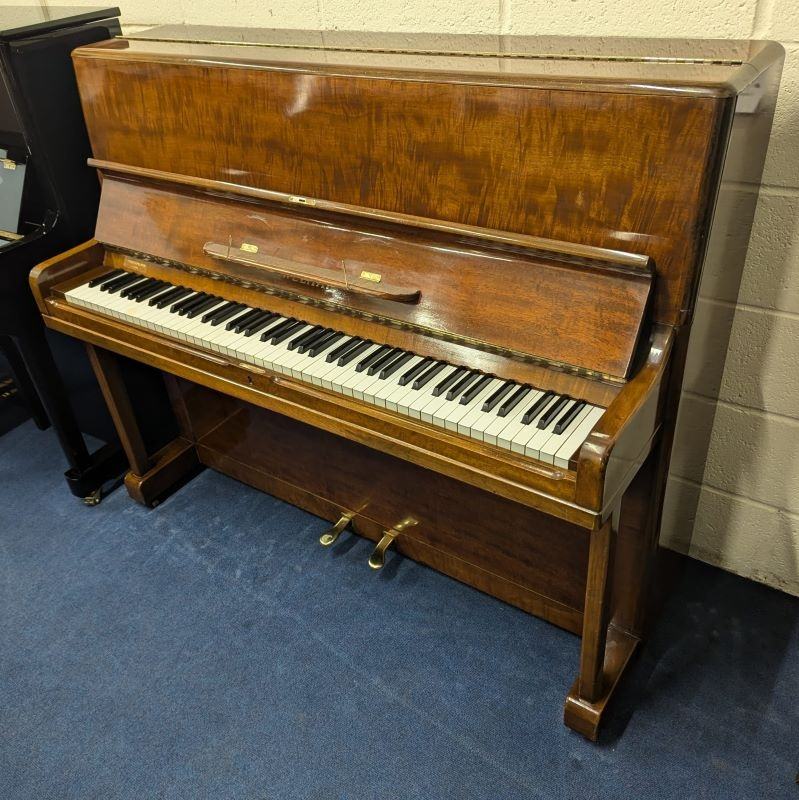 Welmar 118 upright Piano in mahogany – Featured image – Roberts Pianos Oxford