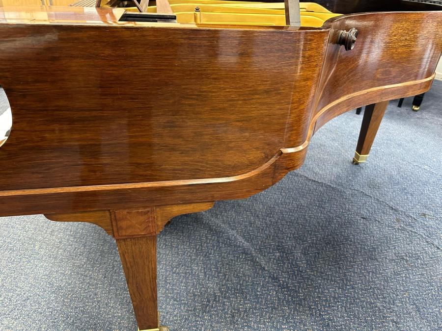 Bluthner V grand Piano in rosewood – Gallery image – Roberts Pianos Oxford
