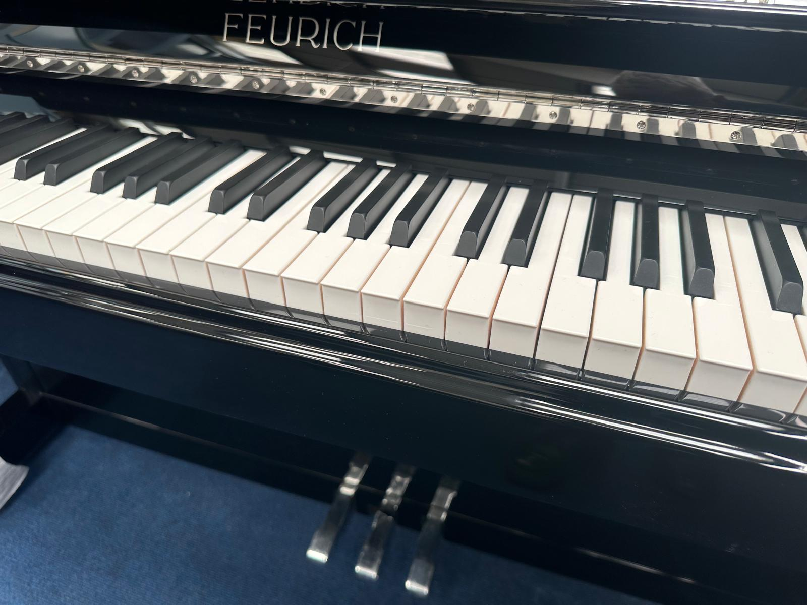 Piano detail