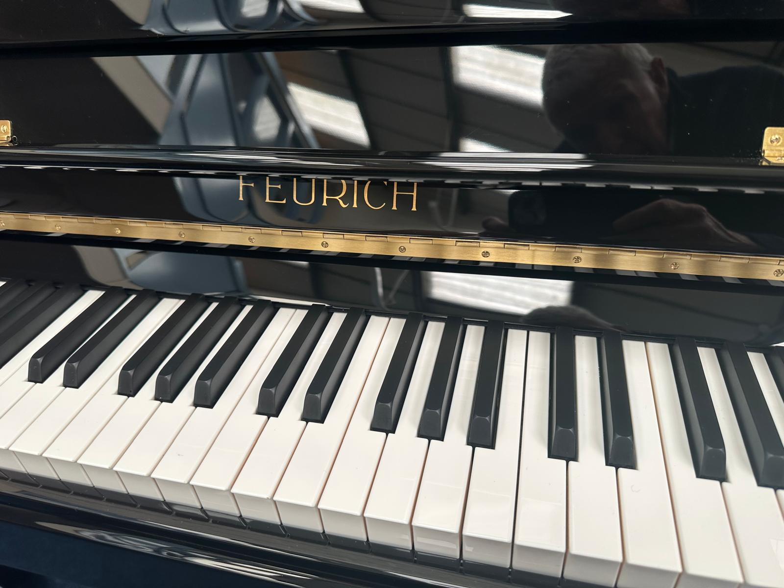 Piano detail