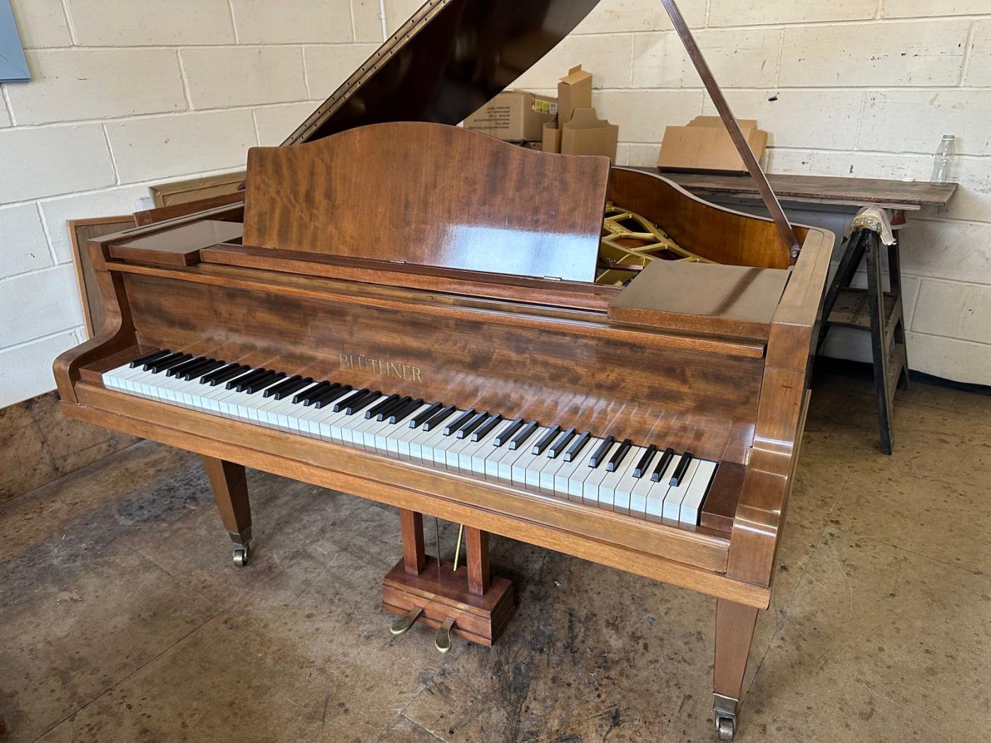 Bluthner Style IV grand Piano in mahogany – Featured image – Roberts Pianos Oxford