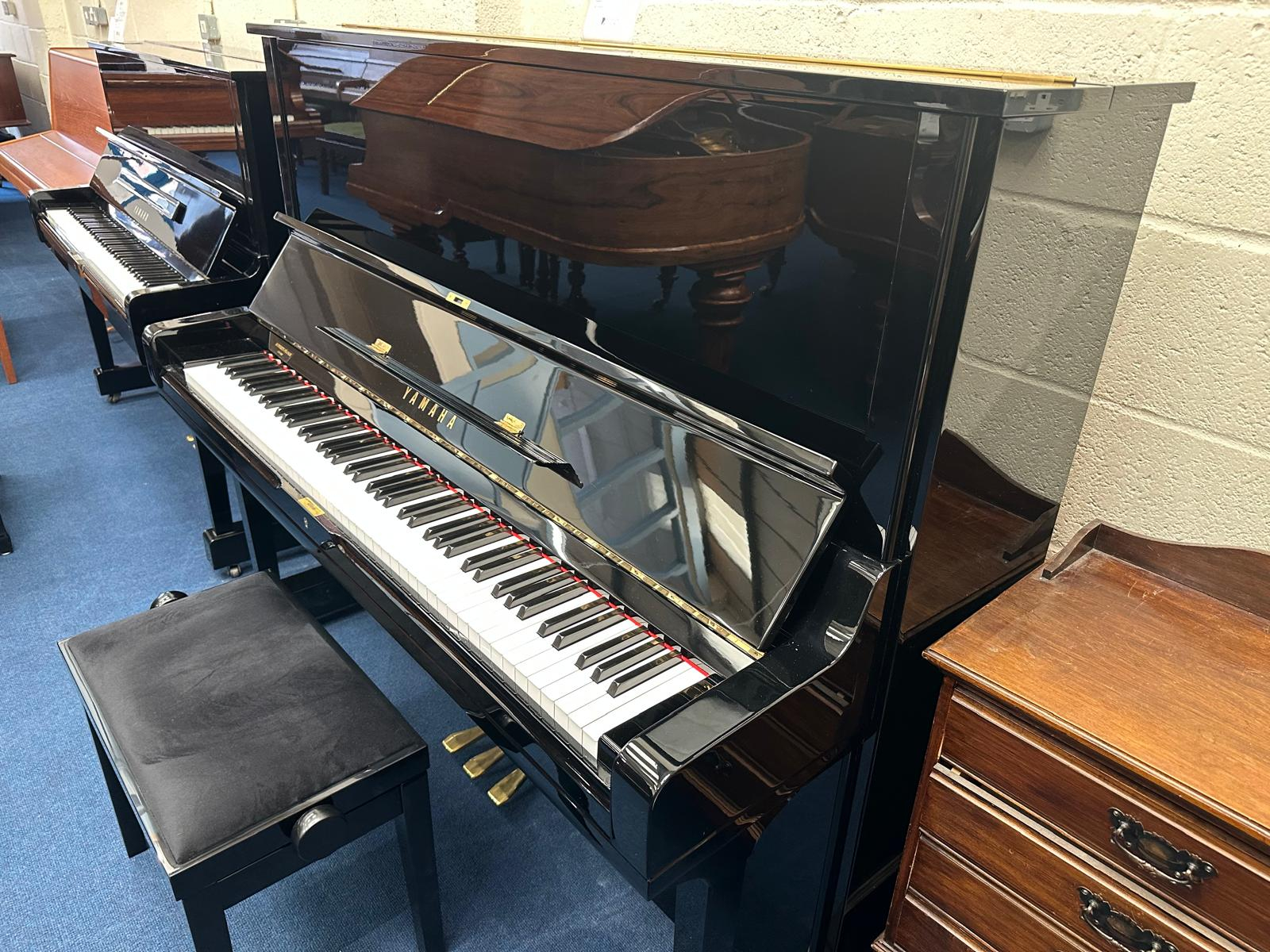 Yamaha U3M