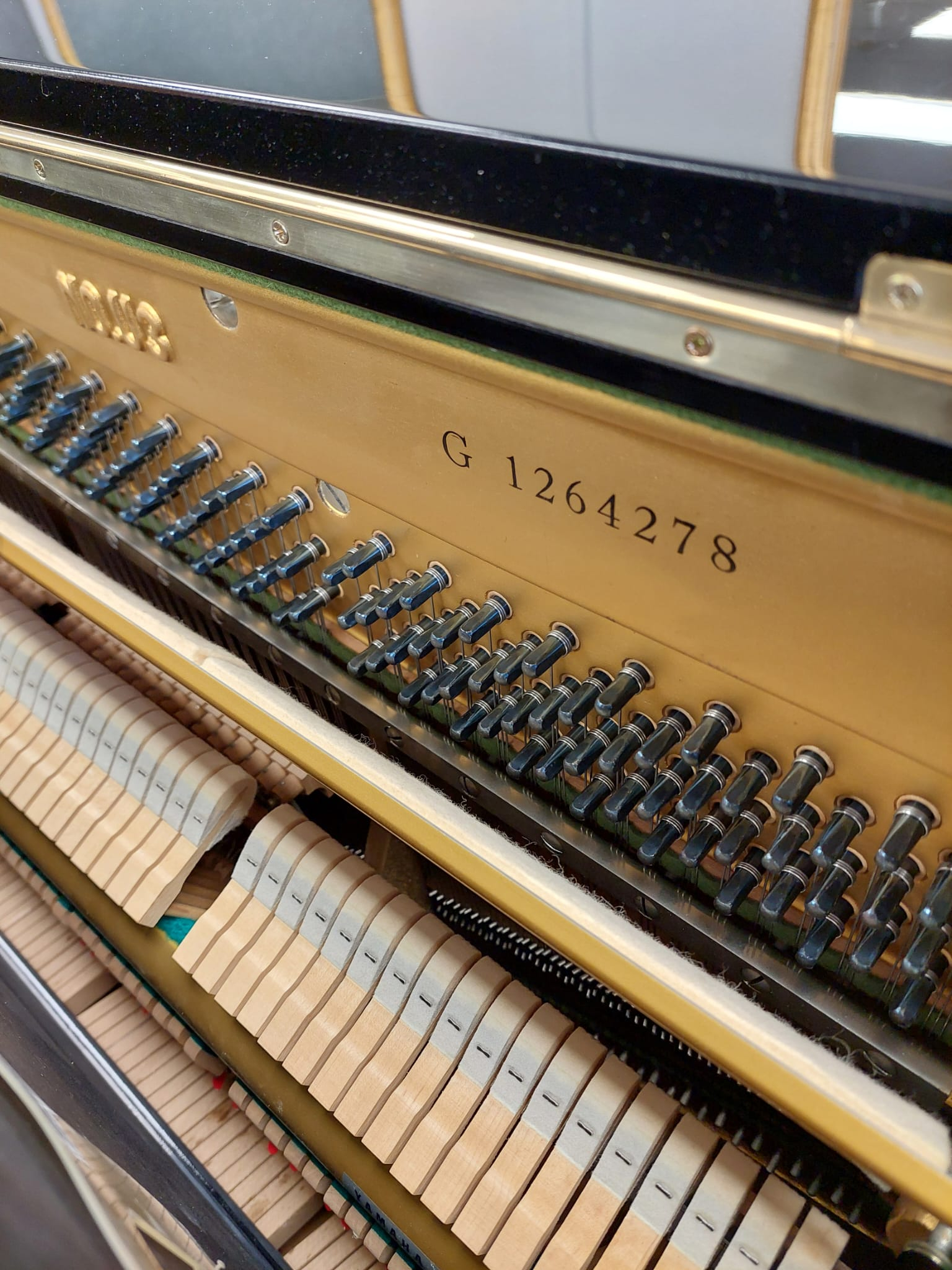 Yamaha U3G upright Piano in Black Polyester – Gallery image – Roberts Pianos Oxford