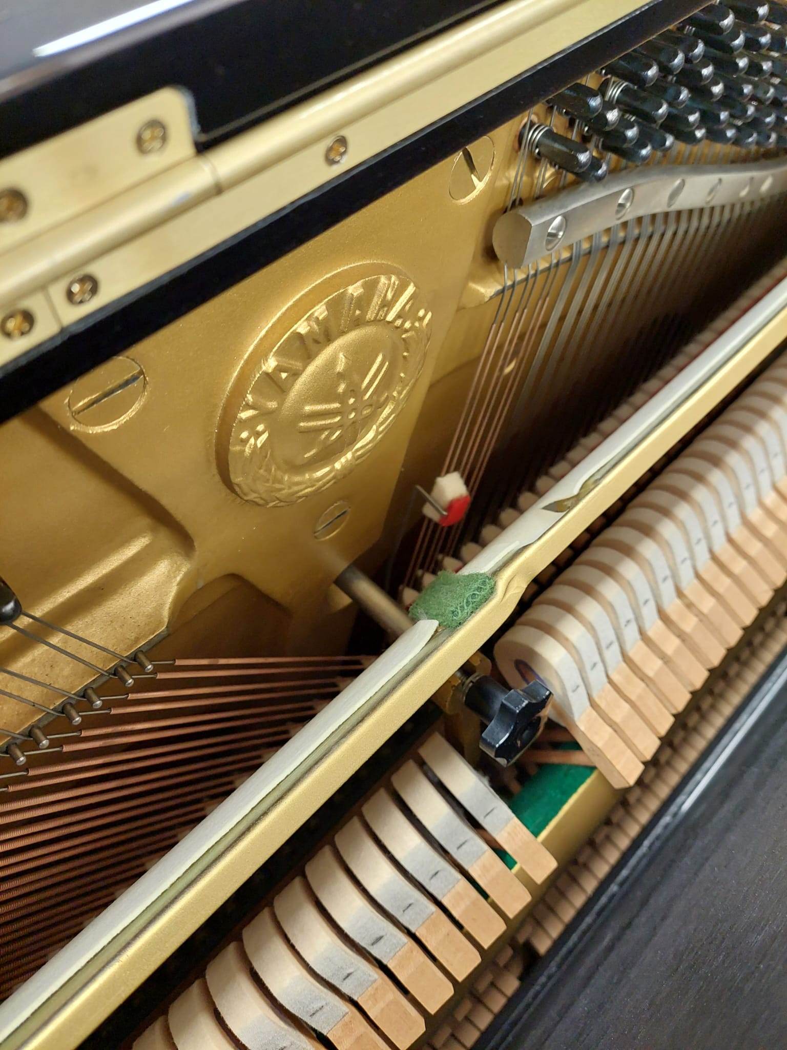 Yamaha U3H upright Piano in Black Polyester – Gallery image – Roberts Pianos Oxford