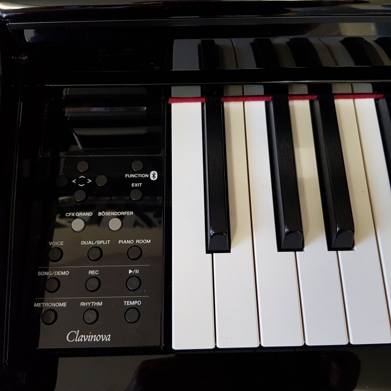 Yamaha Clavinova CLP-645 digital Piano in Black – Gallery image – Roberts Pianos Oxford
