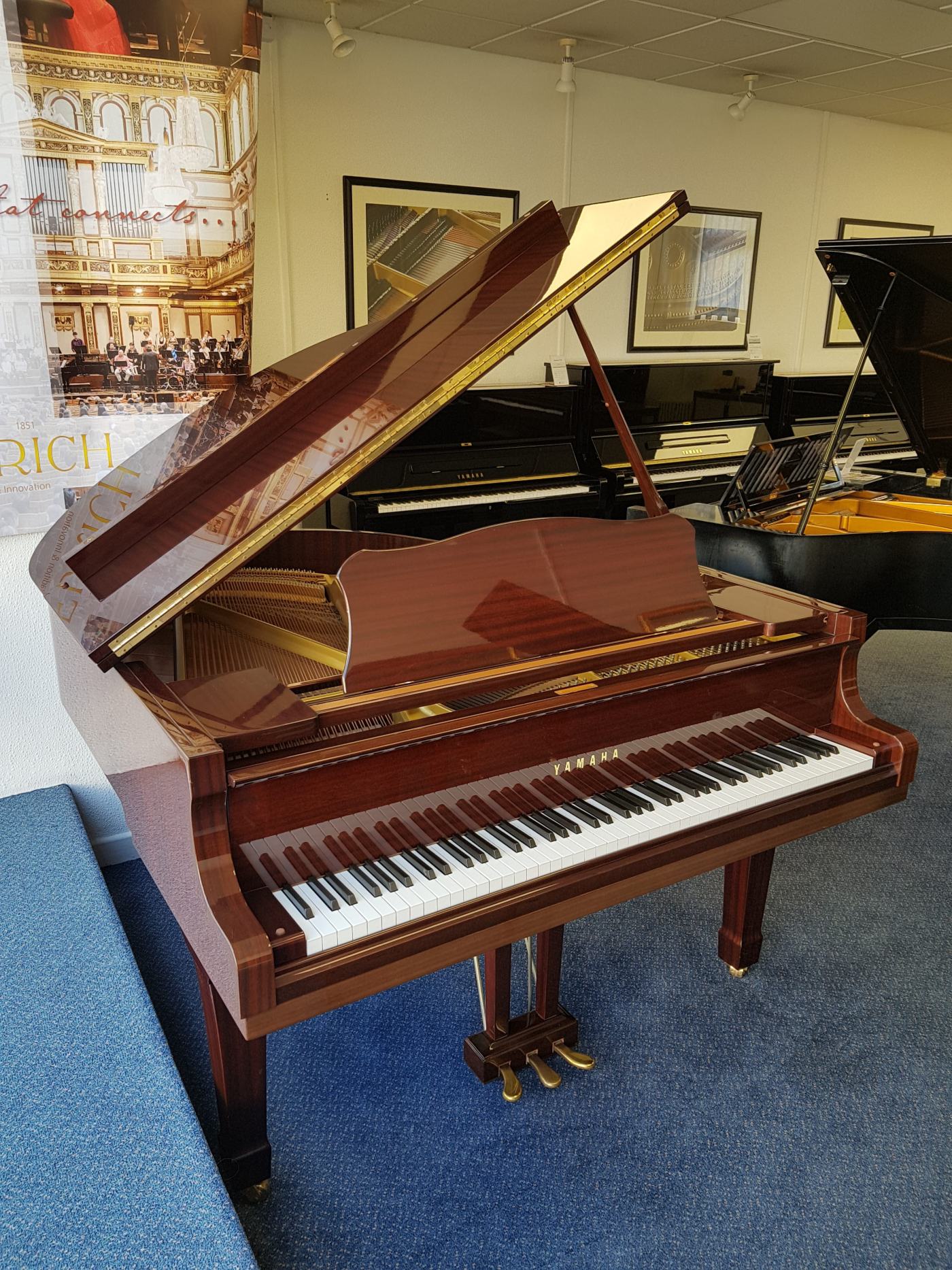 Yamaha G1 grand Piano in bright mahogany – Featured image – Roberts Pianos Oxford