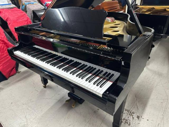 Yamaha G3E Grand Piano in Bright Black – Inventory thumbnail – Roberts Pianos Oxford