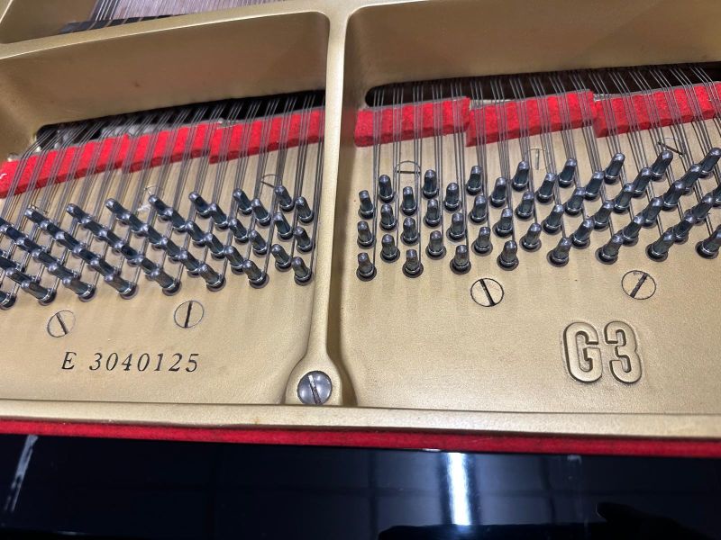 Yamaha G3E grand Piano in Bright Black – Similar instrument – Roberts Pianos Oxford
