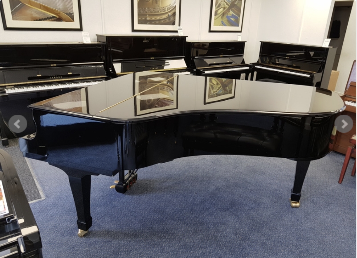 Yamaha S6