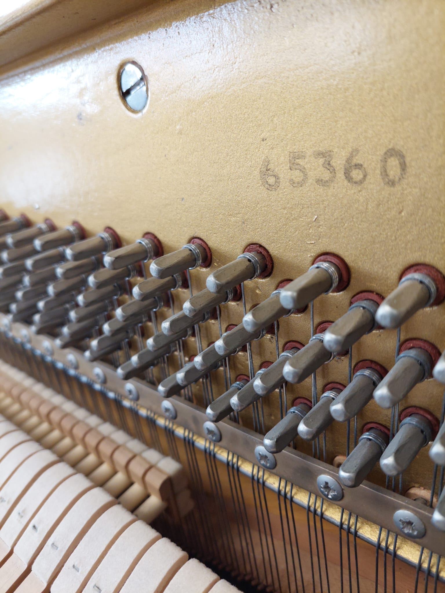 Knight K10 Slimline Upright Piano in Mahogany – Gallery image – Roberts Pianos Oxford