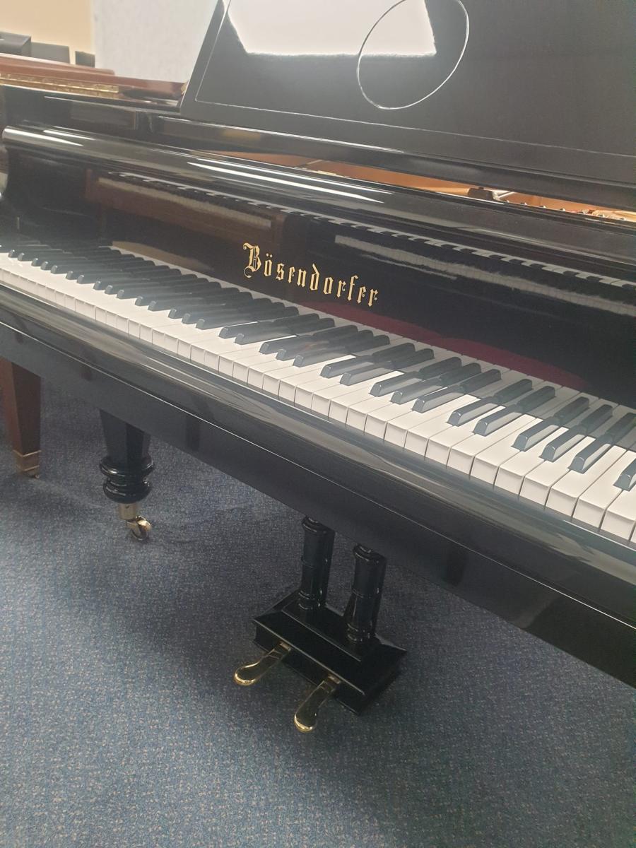 Bosendorfer 170 grand Piano in black – Gallery image – Roberts Pianos Oxford