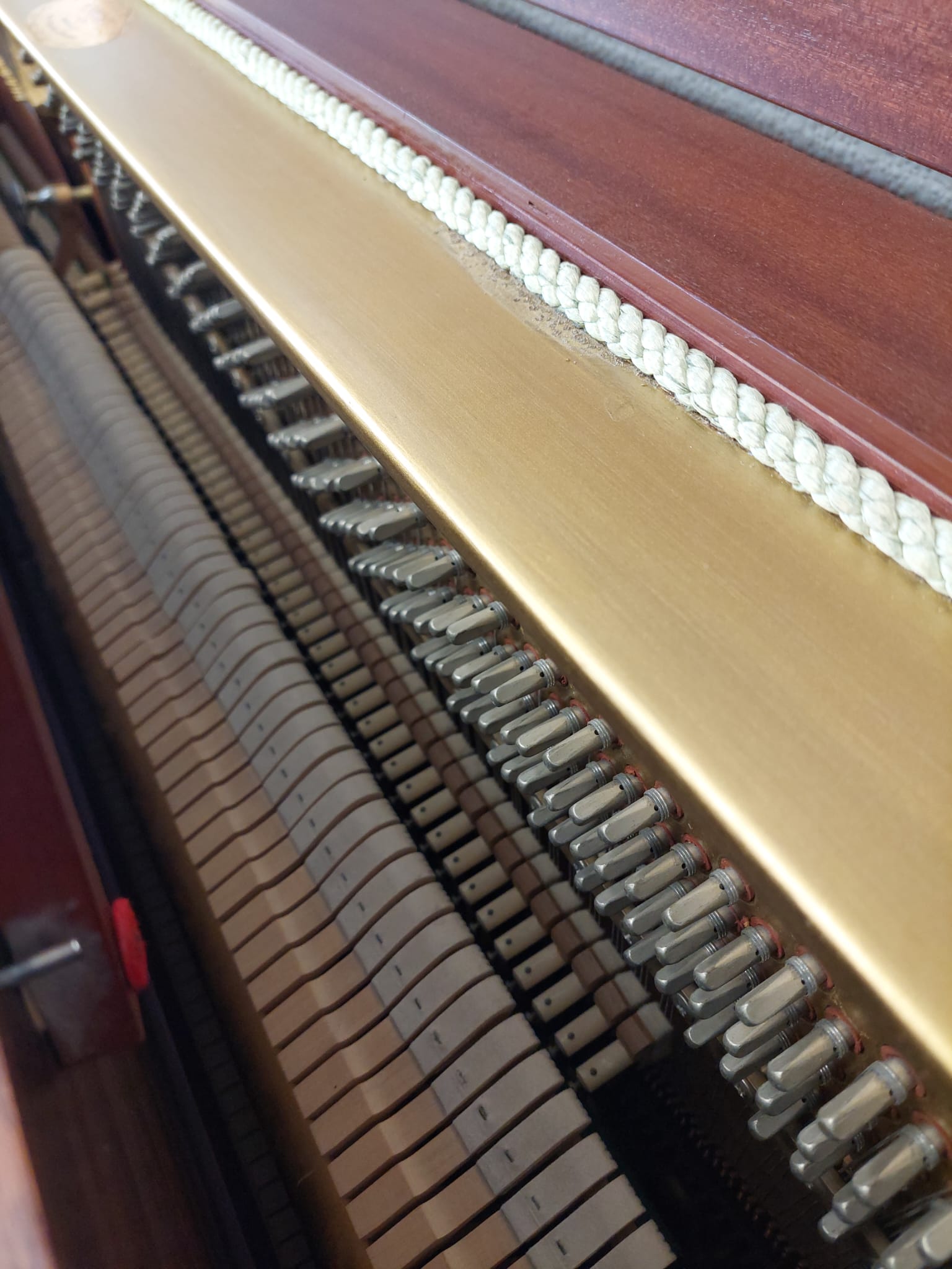 Knight K10 Slimline Upright Piano in Mahogany – Gallery image – Roberts Pianos Oxford