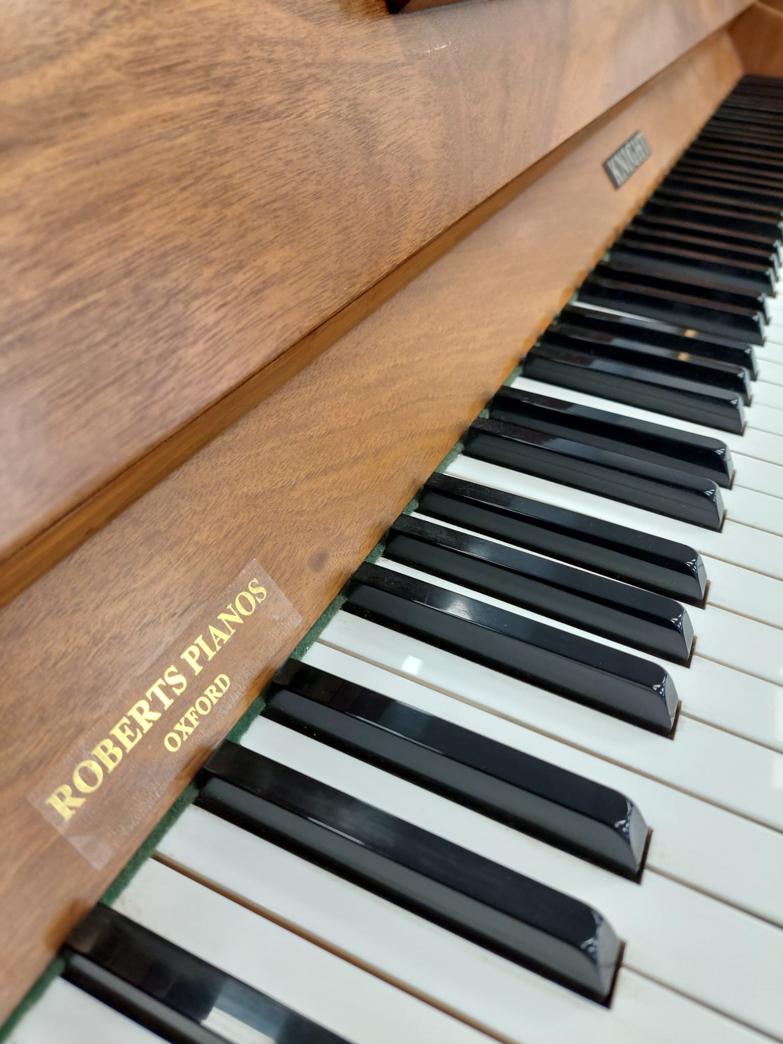 Knight K10 Upright Piano in Walnut – Gallery image – Roberts Pianos Oxford