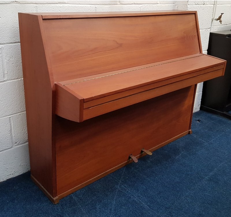 Welmar upright Piano in Teak – Gallery image – Roberts Pianos Oxford