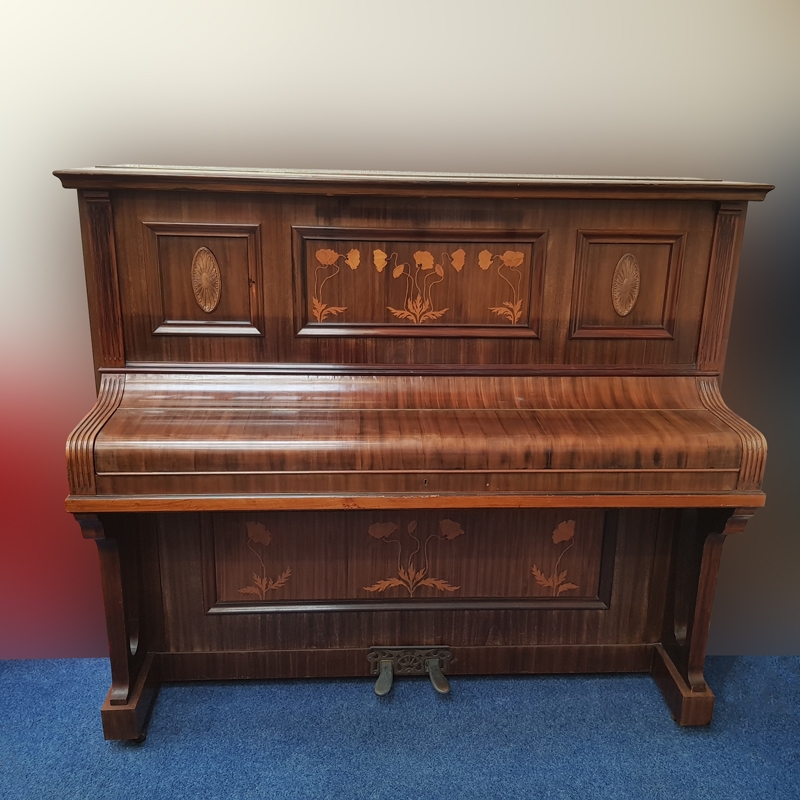Sold Kaps piano