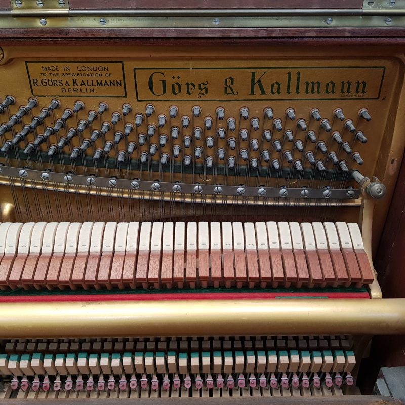 Sold Gors & Kallmann piano