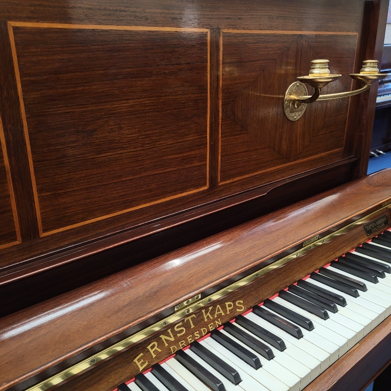 Sold Kaps piano