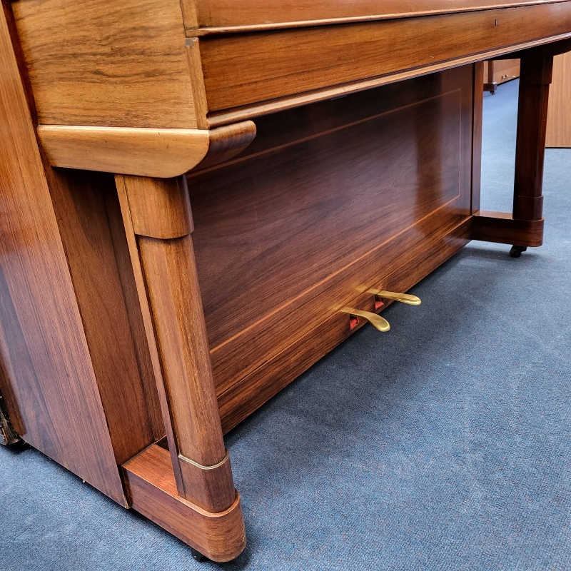 Sold Kaps piano