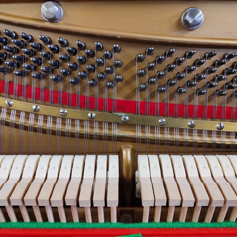Sold Kaps piano