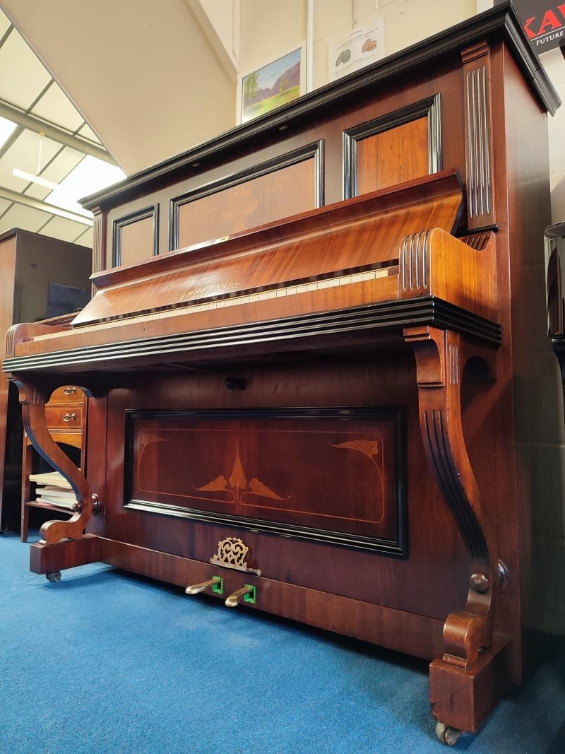 Sold Kaps piano