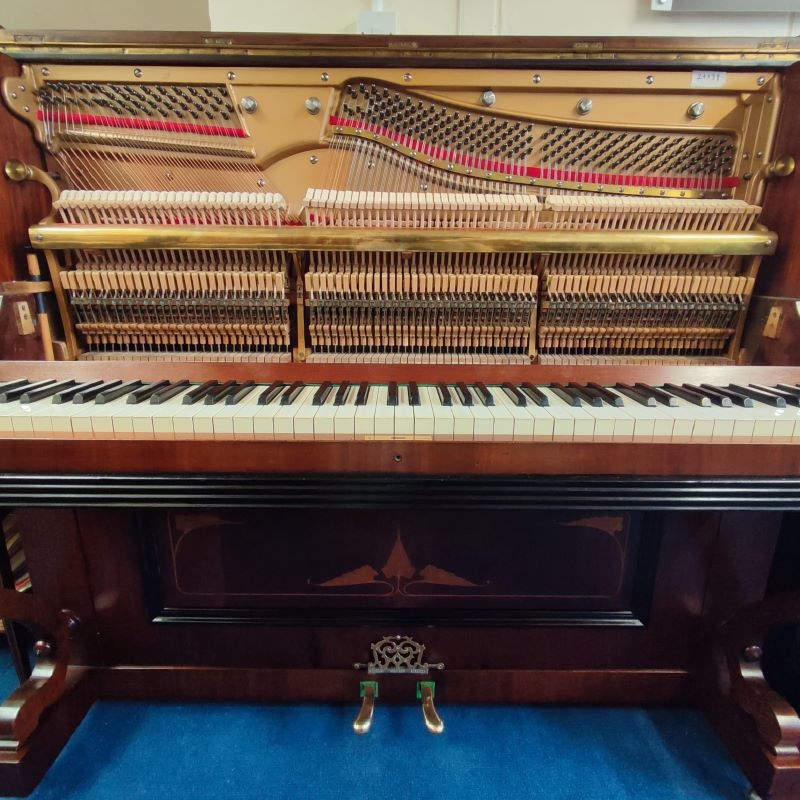 Sold Kaps piano