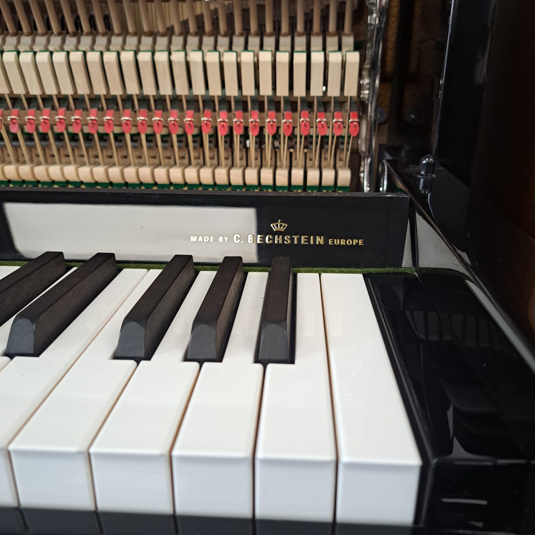 Sold Hoffmann piano