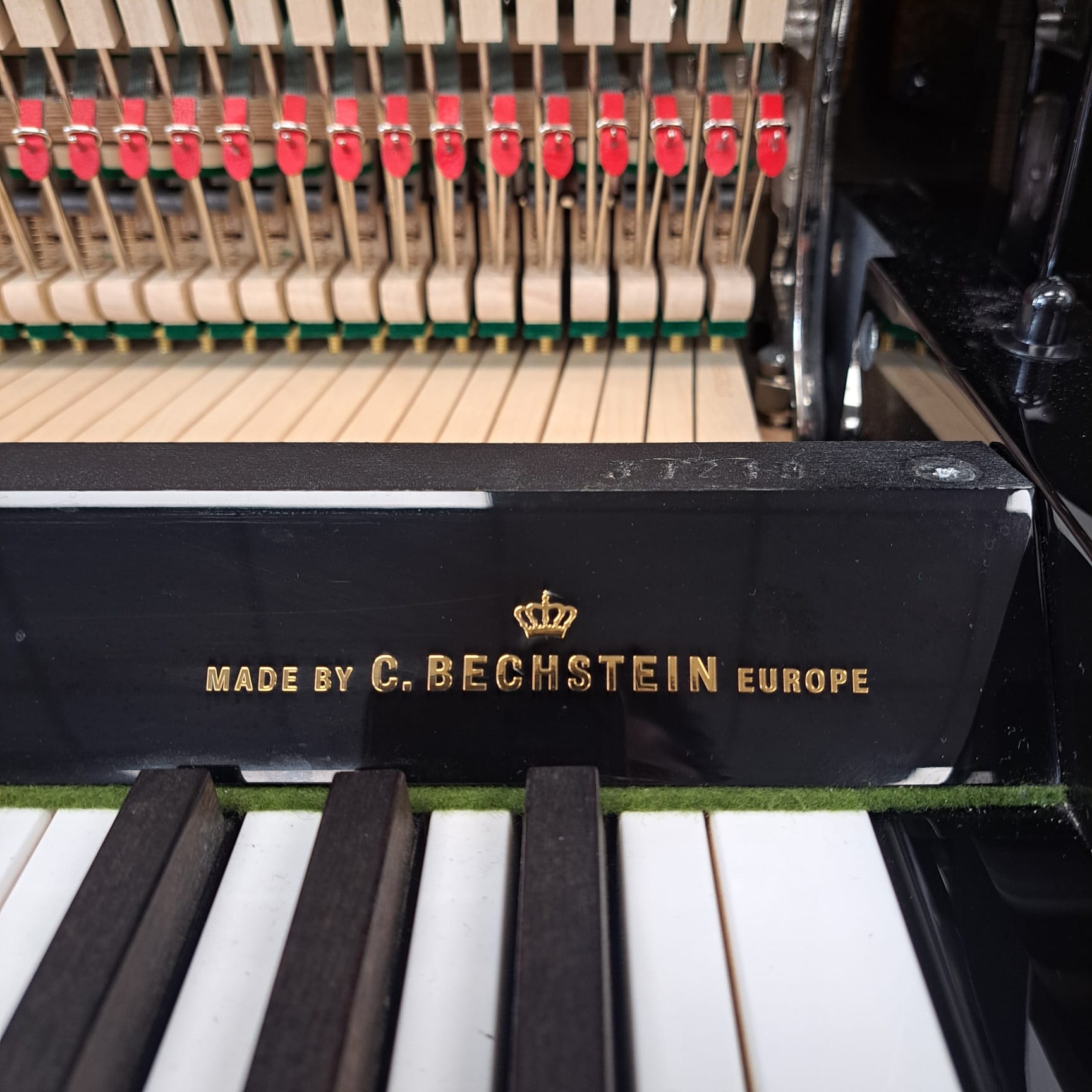 Sold Hoffmann piano