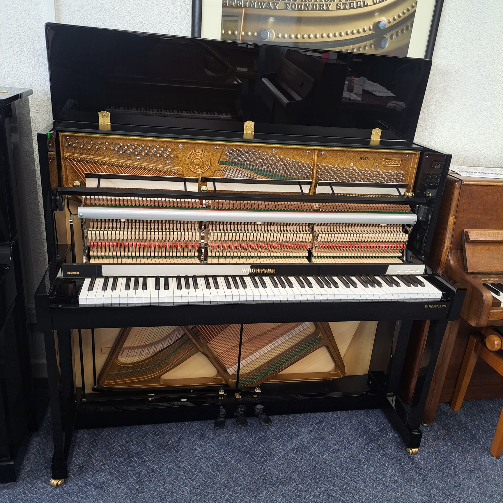 Sold Hoffmann piano